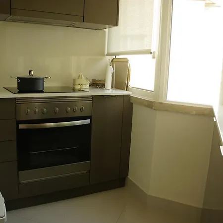 Privatunterkunft Residencia Pascoal De Melo Lissabon